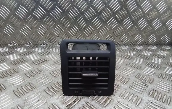 Toyota Corolla Verso E121 Dashboard side air vent grill/cover trim 5566013020 5565013020 1556413020