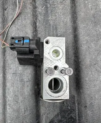 Volvo S90, V90 Air conditioning (A/C) expansion valve 31497261 AD9GH 329579