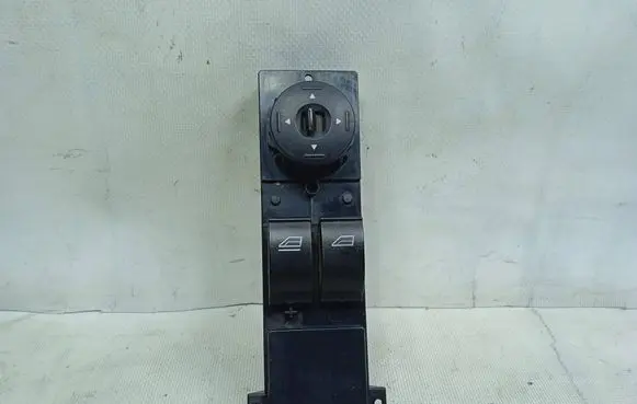 Ford Mondeo Mk III Electric window control switch 3M5T14529CE