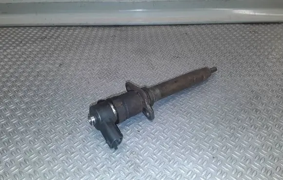 Volvo XC90 Fuel injector 0445110078