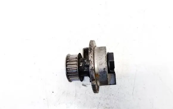 Opel Vectra B Water pump 90536256