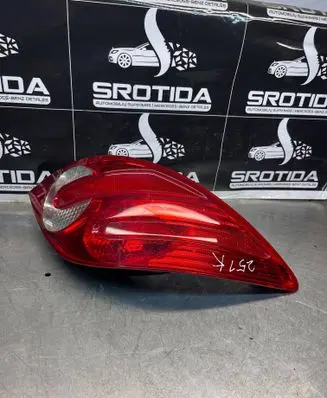 Mercedes-Benz R W251 Rear/tail lights A2518201564 A2518201764