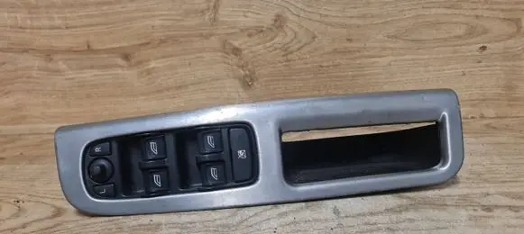 Volvo V50 Electric window control switch 30773210