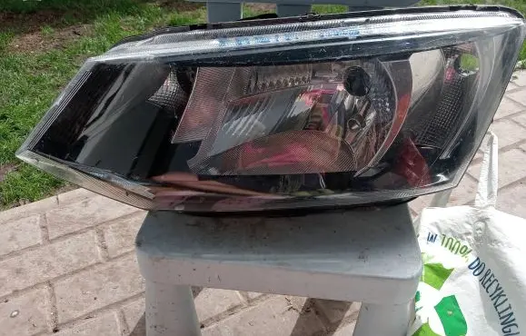 Skoda Fabia Mk3 (NJ) Headlight/headlamp 6V1941015C