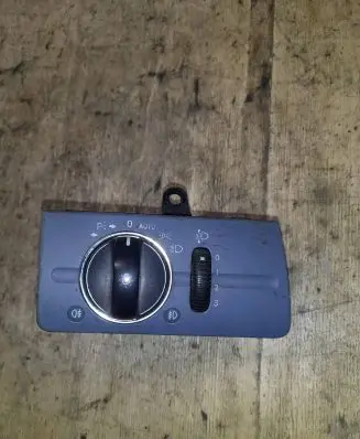 Mercedes-Benz E W211 Light switch 2115450304 5262Q05 04056021
