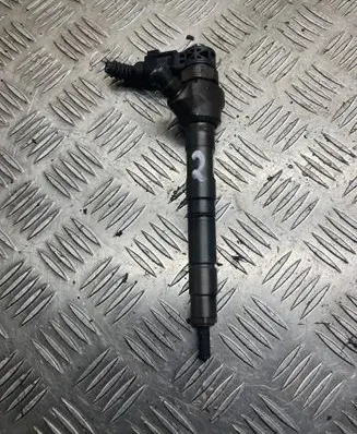 Audi A4 S4 B8 8K Fuel injector 03l130277