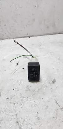 Suzuki SX4 Headlight level height control switch R23464