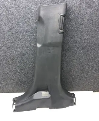 KIA Sorento (B) pillar trim (bottom) 858462P105