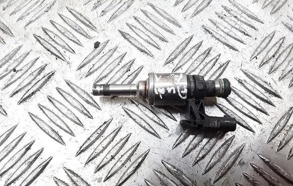 Audi A1 Fuel injector 04e906036ae