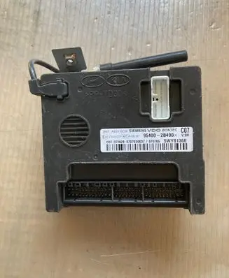Hyundai Santa Fe Immobilizer control unit/module 954002B490 5WY8136E