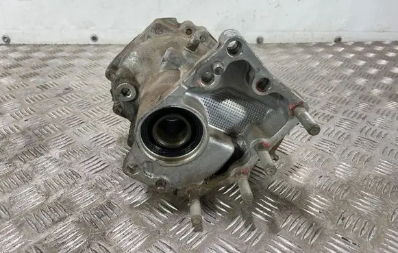 Toyota RAV 4 (XA30) Gearbox transfer box case 3610042090