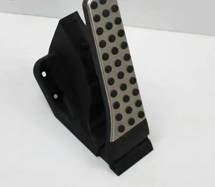 Mercedes-Benz GLC X253 C253 Accelerator throttle pedal A2533000104