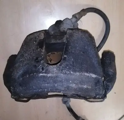 Volvo S40 Front brake caliper