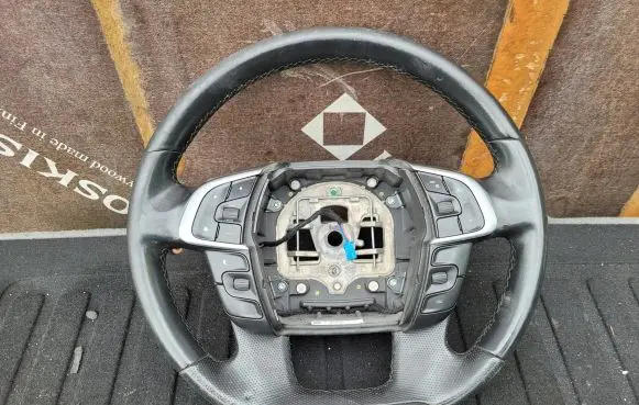 Steering wheel