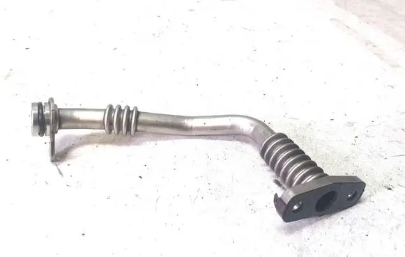 Audi A4 S4 B9 Turbo turbocharger oiling pipe/hose 04L145736E