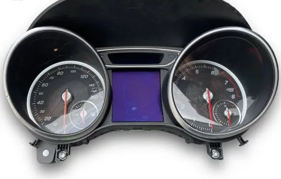 Mercedes-Benz GLA W156 Speedometer (instrument cluster) A1569009003