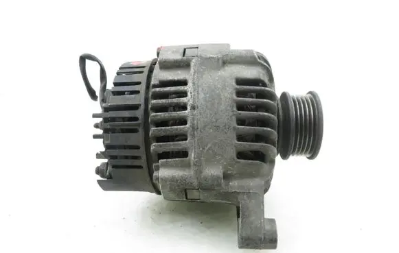 Volkswagen PASSAT B5 Generator/alternator 