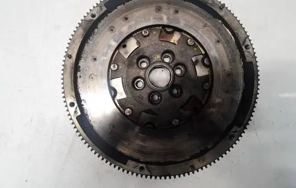 Mitsubishi Grandis Flywheel 