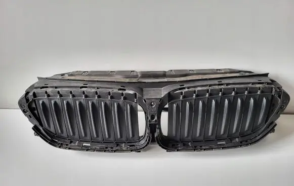 BMW 5 G30 G31 G38 Radiator trim 187156