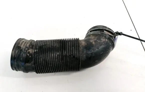Volkswagen Golf Plus Air intake hose/pipe 1K0129684B VCD446148DE