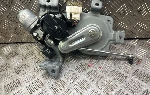 Honda Accord Tailgate/trunk/boot lift motor L3569410C