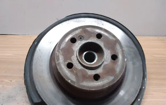 Mercedes-Benz E W212 Rear wheel hub