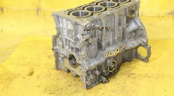 Mitsubishi Lancer X Engine block 4n13