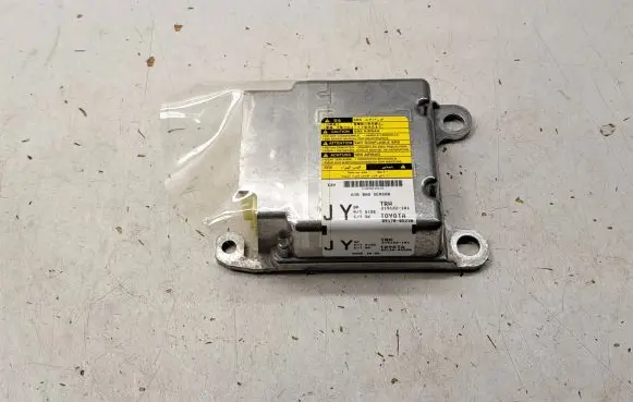 Toyota Avensis T270 Airbag control unit/module 219122101 8917005230