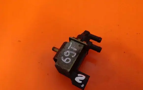 Isuzu Trooper Turbo air boost pressure sensor 