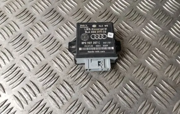 Audi A6 S6 C6 4F Light module LCM 8P0907357C