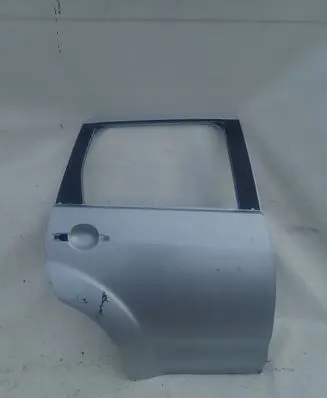 Mitsubishi Outlander Rear door