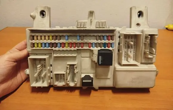 Fuse box set