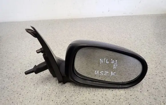 Nissan Almera N16 Front door electric wing mirror 