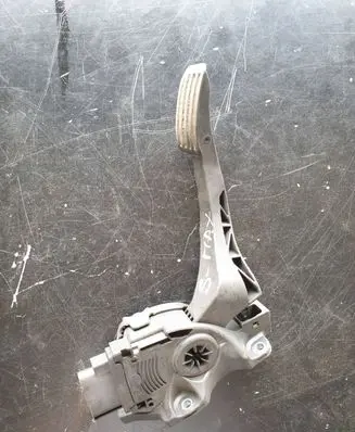 Ford S-MAX Accelerator throttle pedal 6G929F836LC 6PV00922012