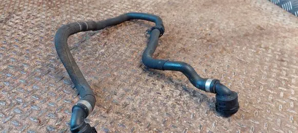 BMW 5 G30 G31 Engine coolant pipe/hose 8602634 8636076 7509984