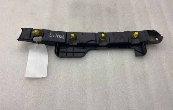 Hyundai Ioniq Front bumper mounting bracket 86613G2000