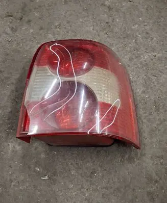 Volkswagen PASSAT B5.5 Rear/tail lights 945258