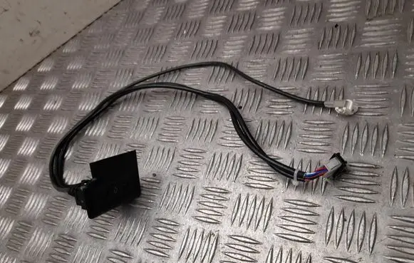 Mercedes-Benz GLC C254 USB socket connector A2548208000