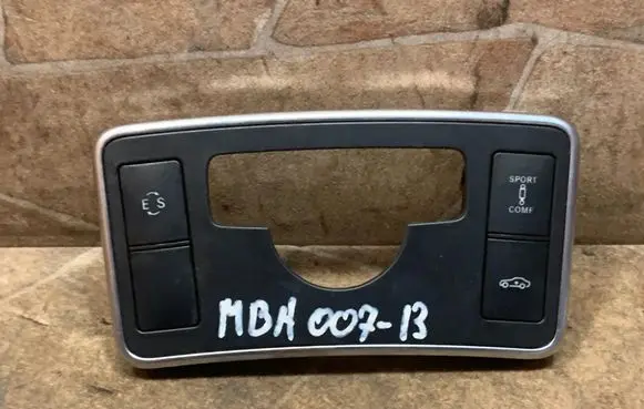 Mercedes-Benz CLS C218 X218 Other interior part A2186805907