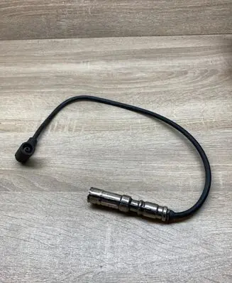 Volkswagen Golf V Ignition plug leads 13307A5