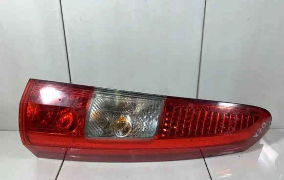 Volvo V70 Rear/tail lights 160986