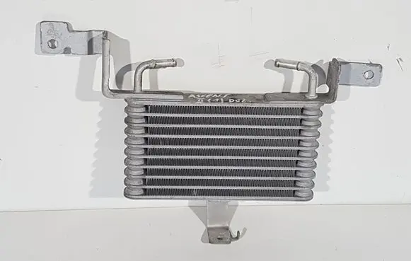 Engine oil radiator
