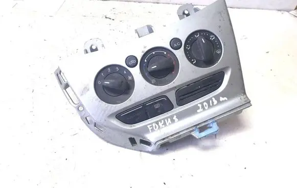 Ford Focus Air conditioner control unit module CM5T19980AE