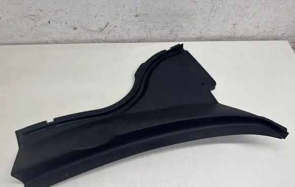 Volkswagen PASSAT B7 Wiper trim 3C1819404B