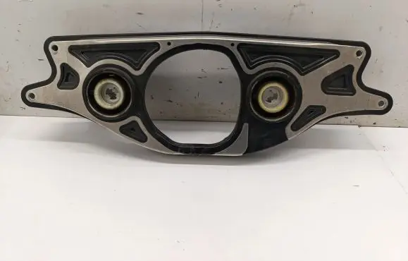 Mercedes-Benz E W214 Rear differential/diff mount bracket A2063520000