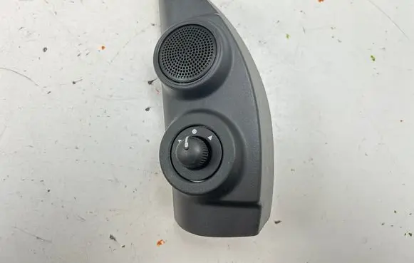Opel Combo D Front door high frequency speaker 07354986320E