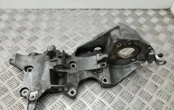 Skoda Roomster (5J) Generator/alternator bracket 03L903143K