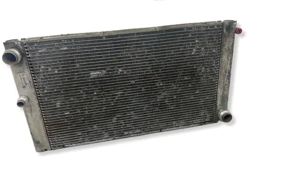 BMW 5 E60 E61 Coolant radiator 7792832 C3375