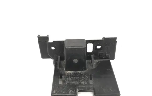 KIA Sportage Front bumper mounting bracket 86358R2500