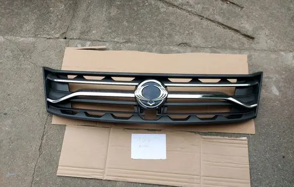 SsangYong Korando Front grill K7875134500